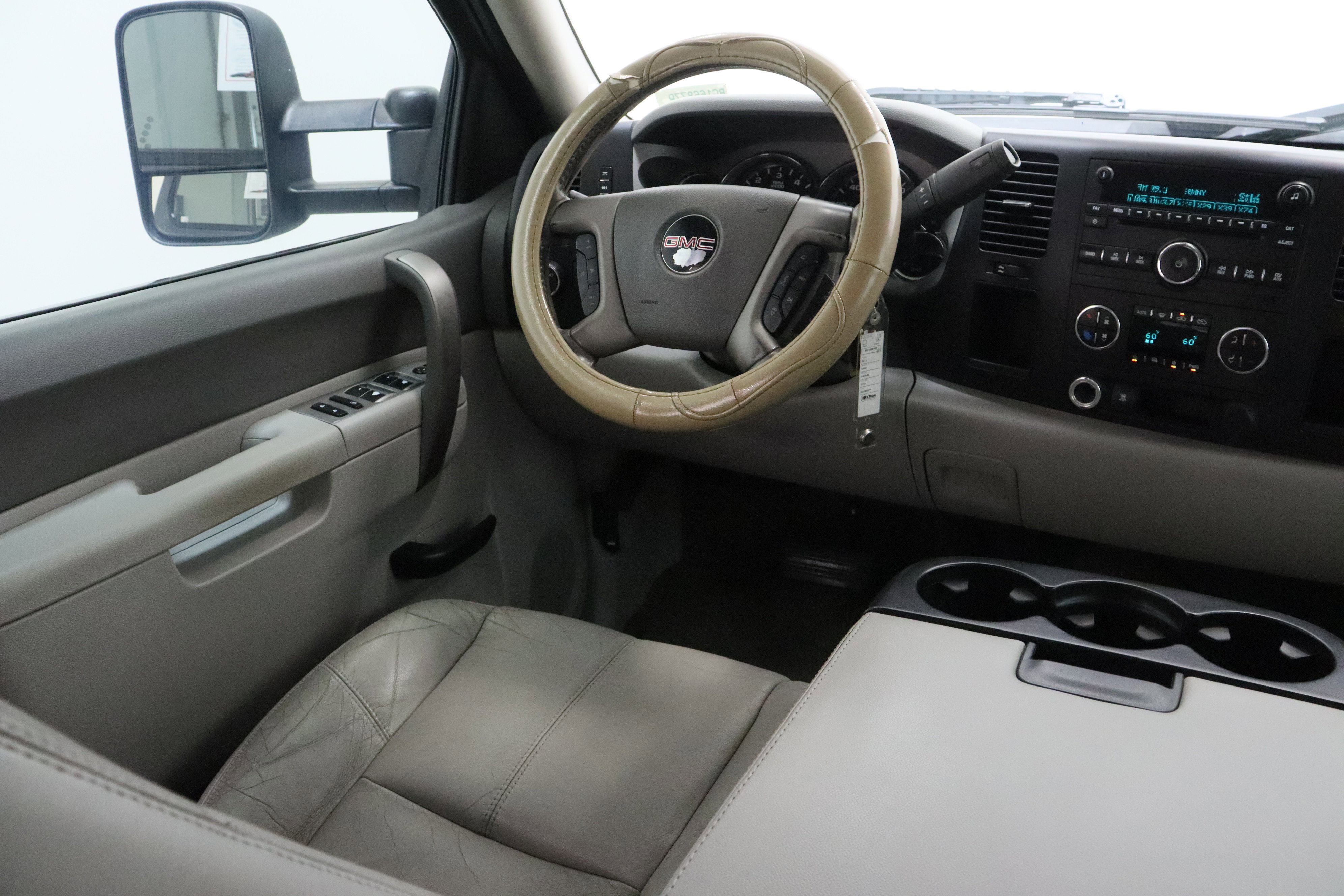 Used 2011 GMC Sierra 1500 SLE w/ Texas Edition RWD image 28