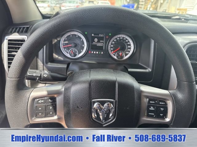 Used 2024 RAM 1500 Classic SLT AWD/4WD image 19
