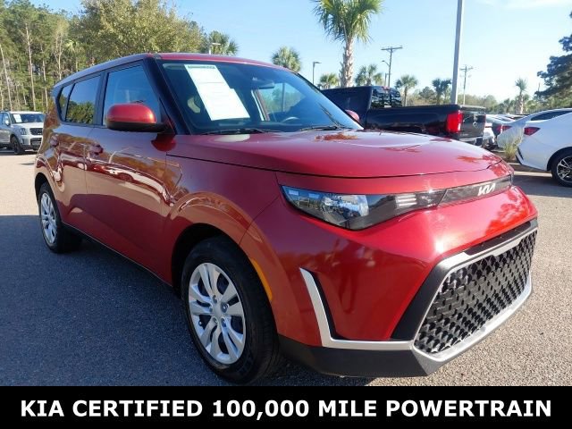 Certified 2023 Kia Soul LX FWD image 3