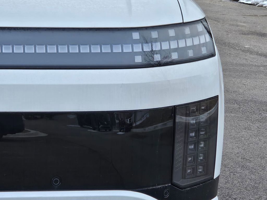 New 2026 Hyundai Ioniq 9 SEL image 9