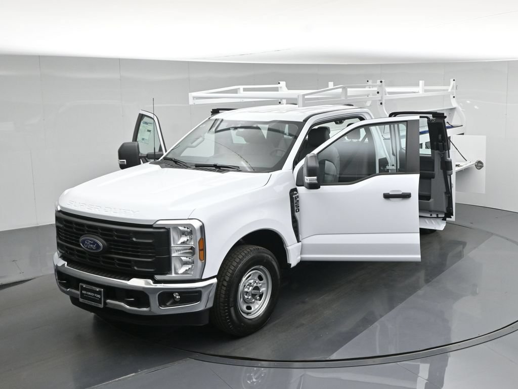 New 2026 Ford F250 XL w/ XL Chrome Package RWD image 66