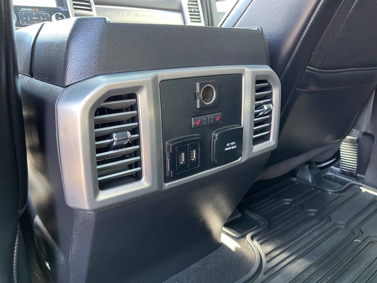 Used 2019 Ford F350 Platinum w/ Platinum Ultimate Package AWD/4WD image 31