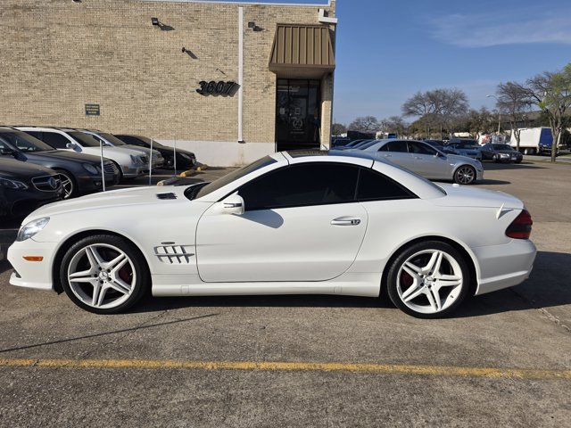 Used 2009 Mercedes-Benz SL 550 image 8