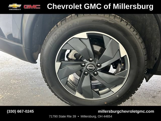 Used 2024 Nissan Rogue SV AWD/4WD image 15