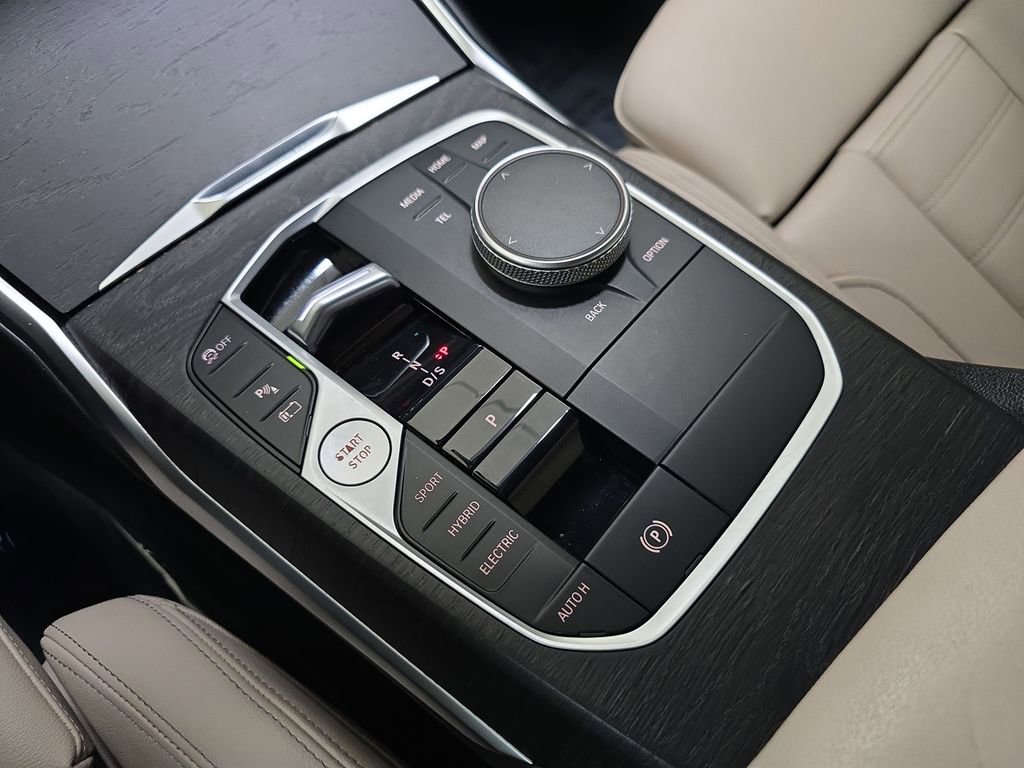 Used 2023 BMW 330e w/ Premium Package image 26
