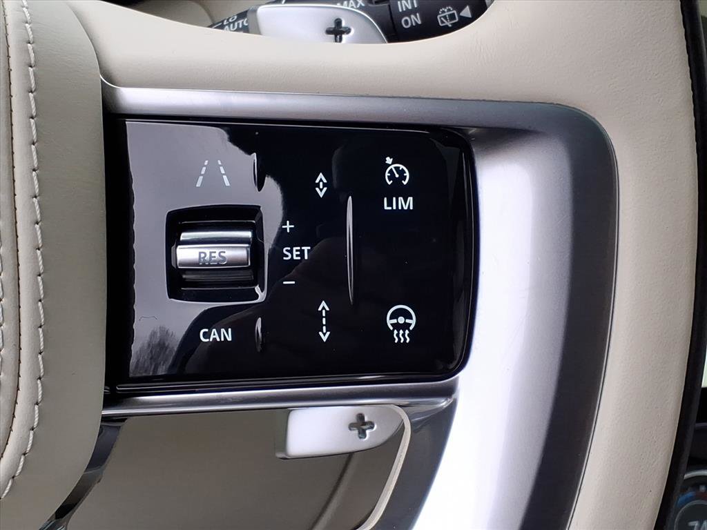 Certified 2023 Land Rover Range Rover SE image 15