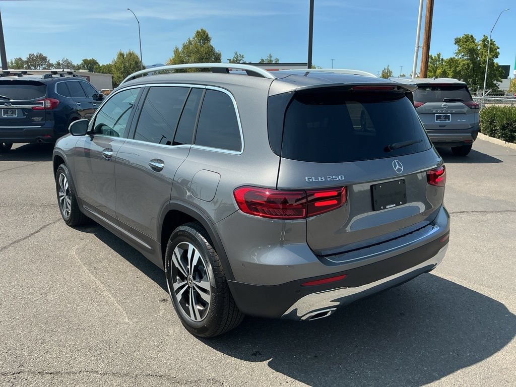 New 2026 Mercedes-Benz GLB 250 4MATIC image 10