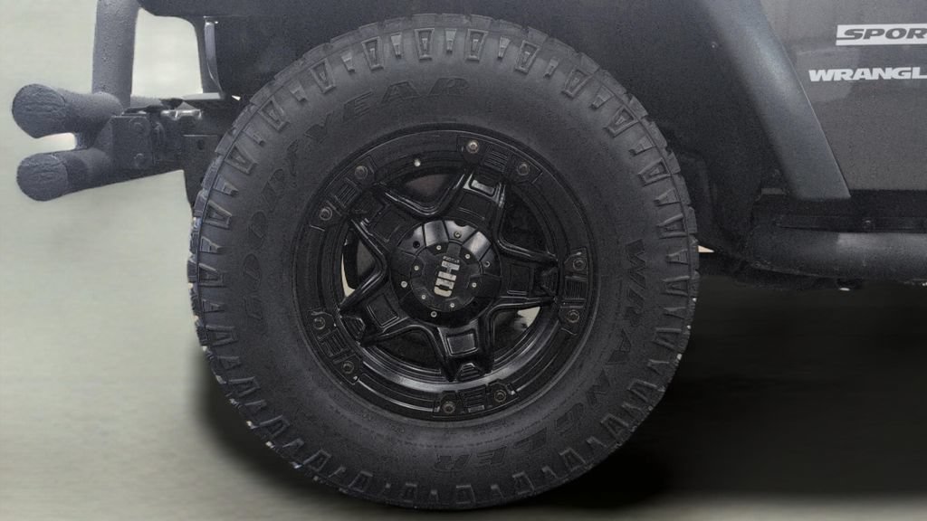 Used 2016 Jeep Wrangler Sport AWD/4WD image 24