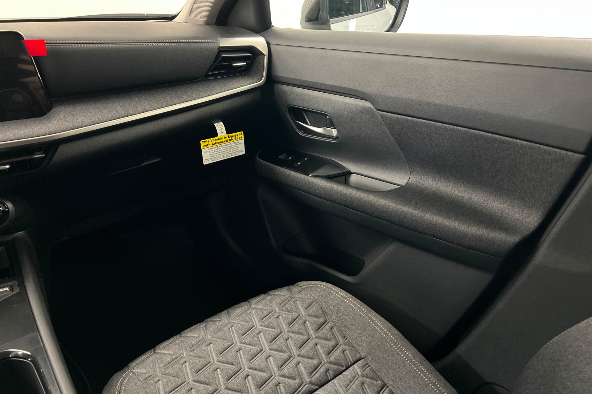 New 2026 Nissan Kicks SV w/ Cold Weather Package FWD image 10