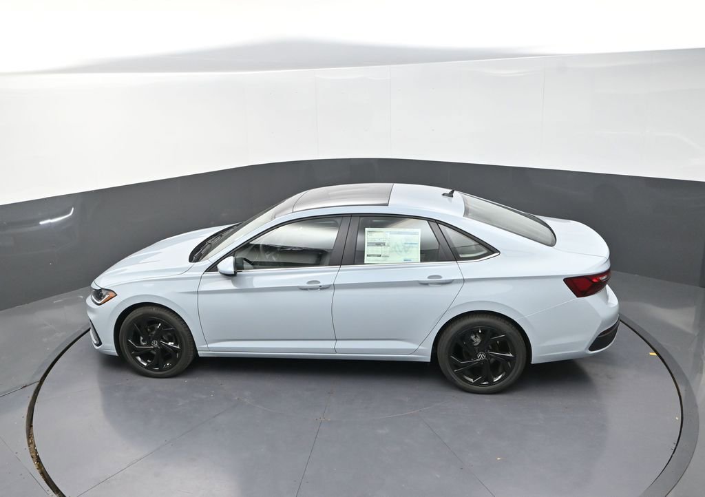 New 2026 Volkswagen Jetta SE image 15