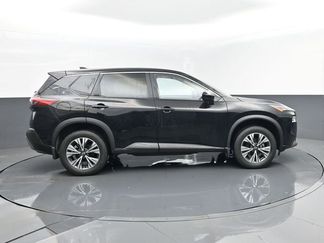 Used 2023 Nissan Rogue SV image 4