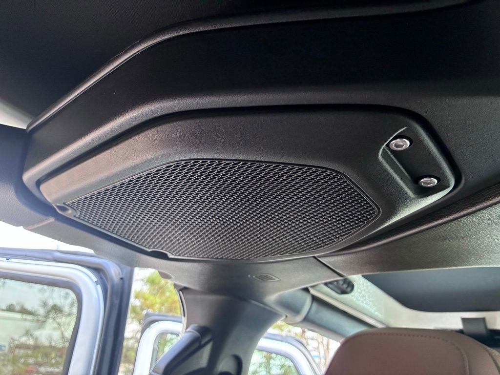 Used 2020 Jeep Gladiator Overland image 28