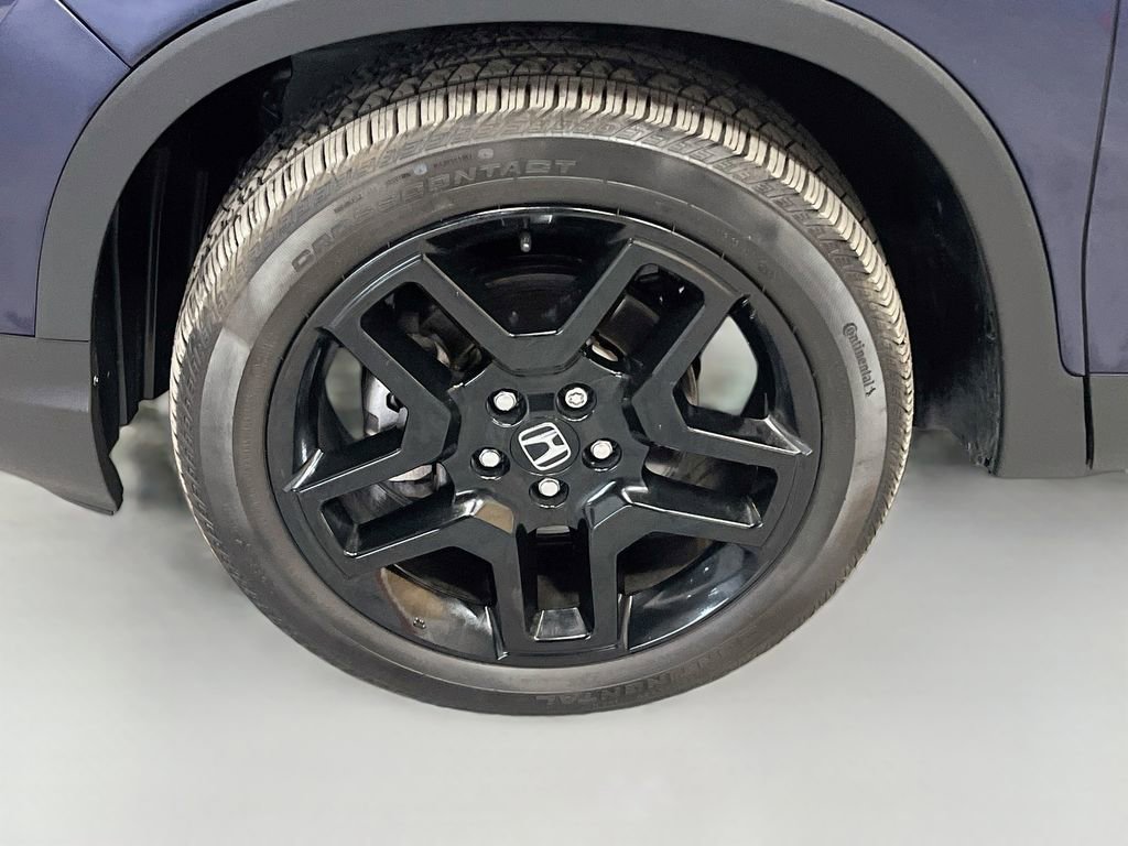 Used 2025 Honda Passport EX-L image 32