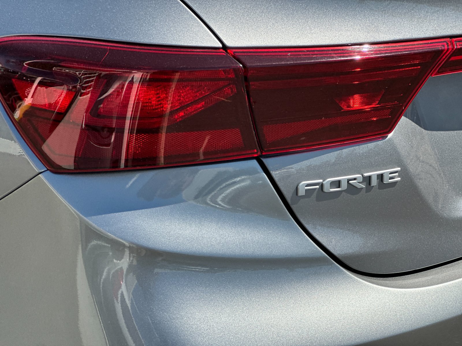 Used 2023 Kia Forte LXS FWD image 22