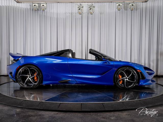 Used 2024 McLaren 750S Spider RWD image 25