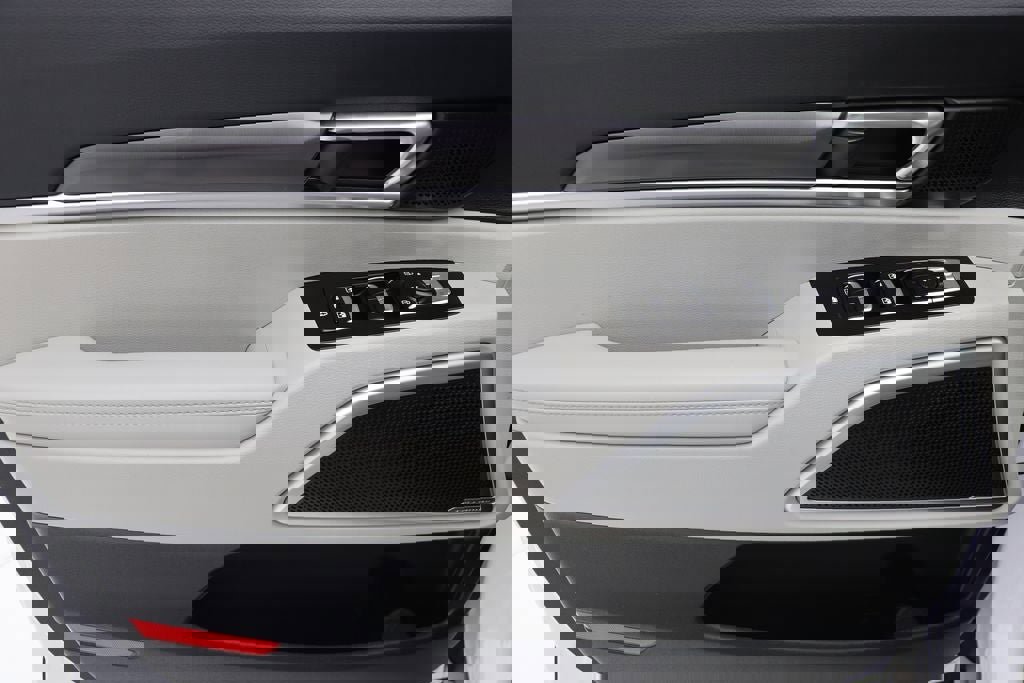 Used 2023 Kia Telluride S w/ S Sunroof Package image 15