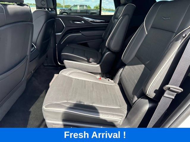 Used 2022 Cadillac Escalade Sport AWD/4WD image 3