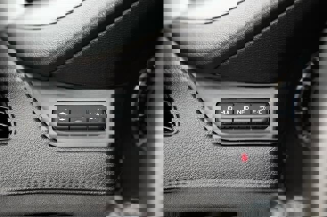 Used 2017 Cadillac Escalade ESV Premium Luxury image 29