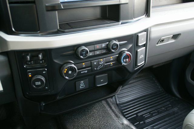 New 2026 Ford F350 XL w/ XL Chrome Package image 22