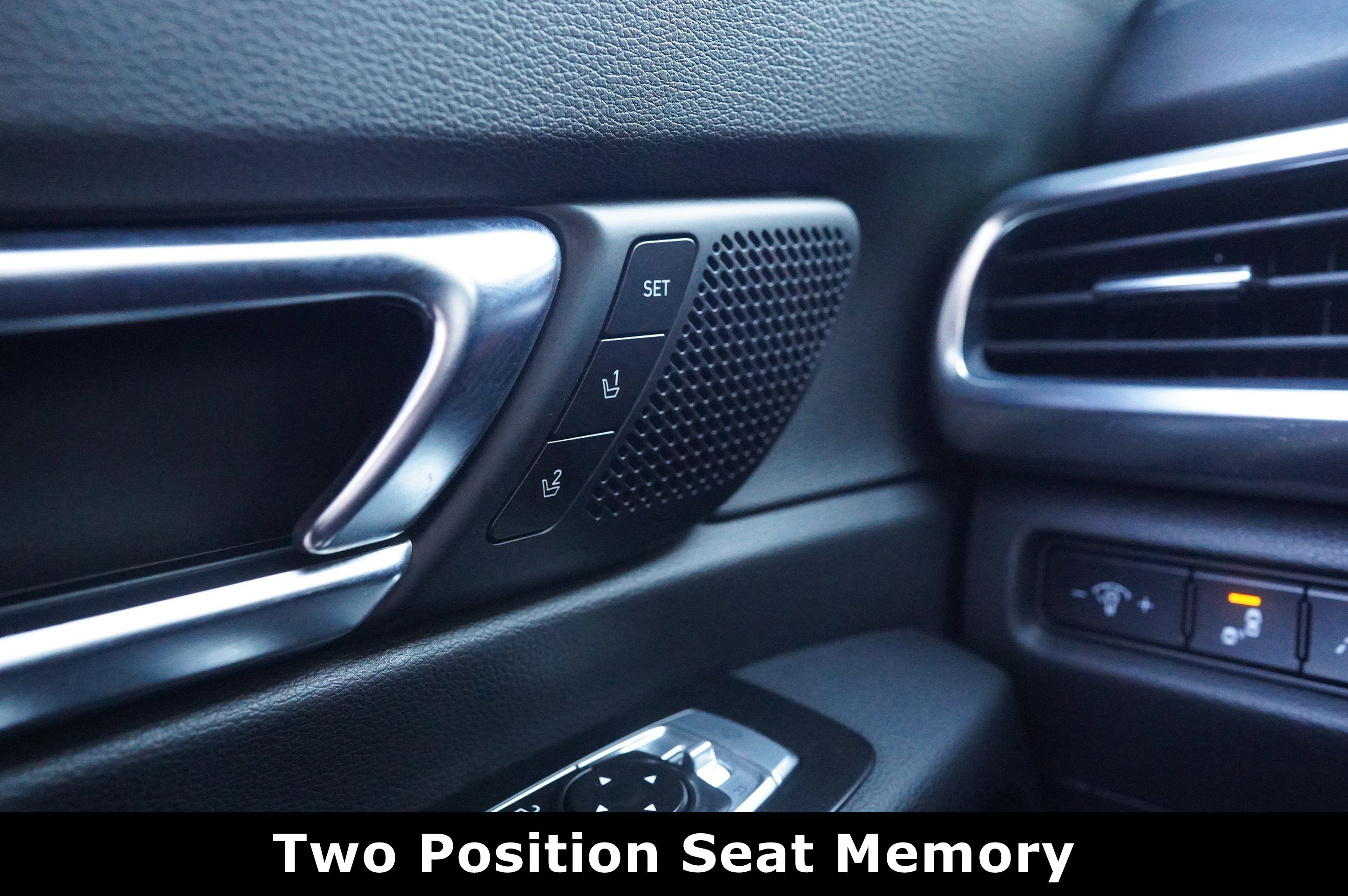 Used 2021 Kia Telluride SX w/ SX Prestige Package image 34