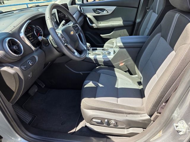 Used 2025 Chevrolet Blazer LT image 11