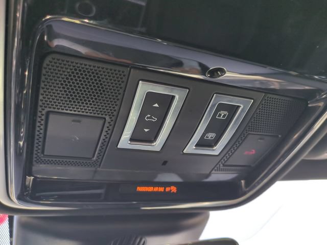 Used 2020 Land Rover Range Rover Velar R-Dynamic S AWD/4WD image 24