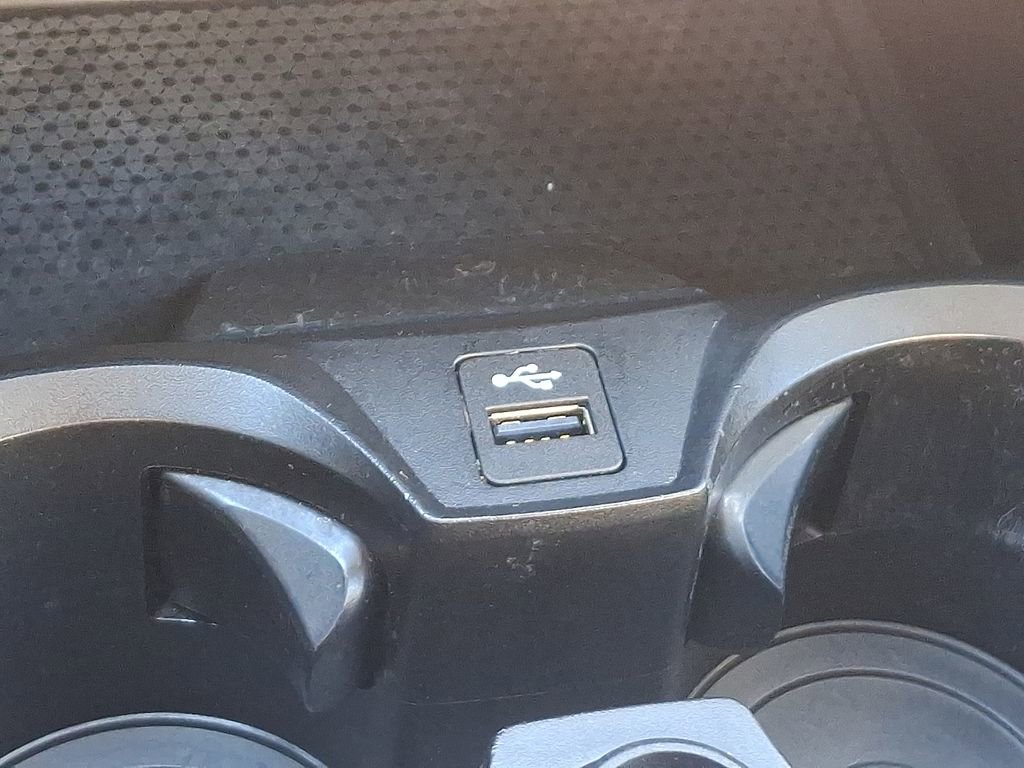 Used 2021 BMW 330e xDrive w/ M Sport Package image 26