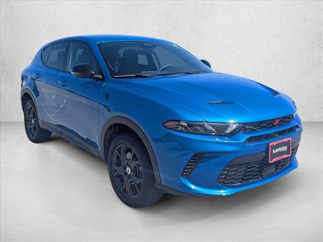 Used 2023 Dodge Hornet GT w/ GT Blacktop Package AWD/4WD image 3