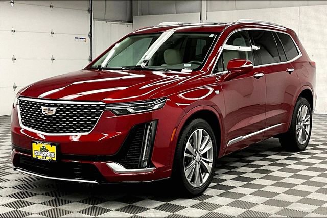 Used 2023 Cadillac XT6 Premium Luxury image 12
