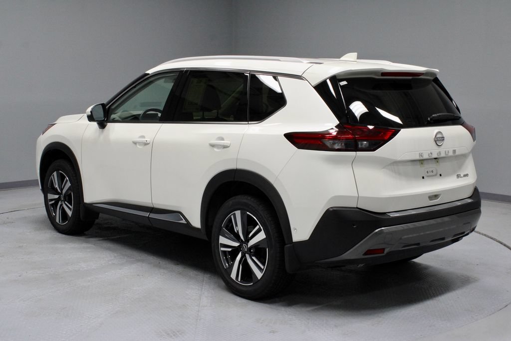 Certified 2023 Nissan Rogue SL w/ SL Premium Package AWD/4WD image 13