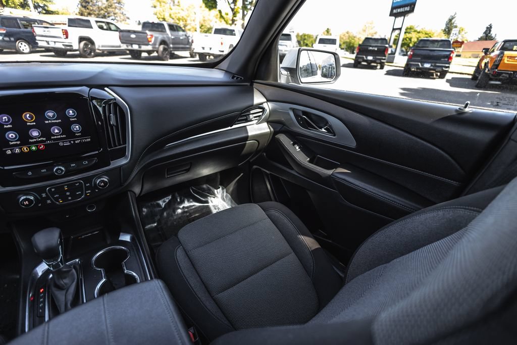 Used 2022 Chevrolet Traverse LT AWD/4WD image 23