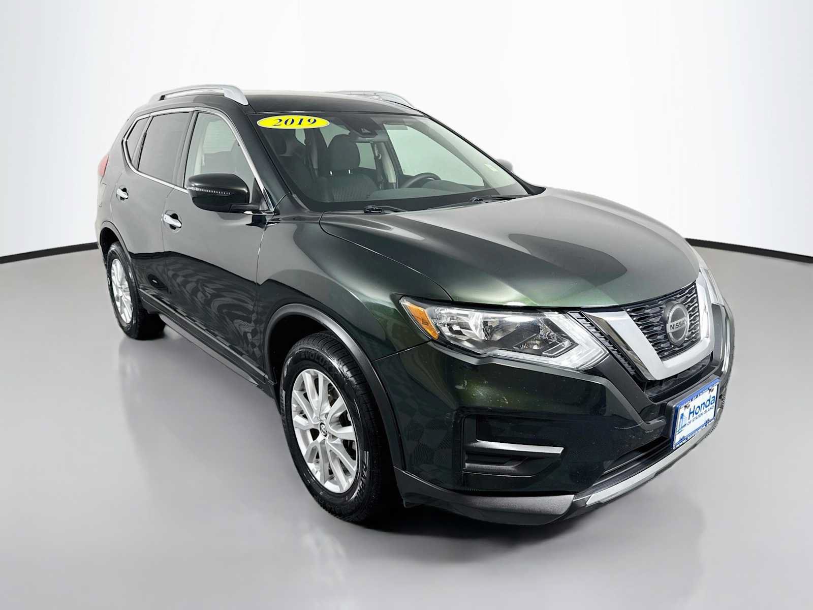 Used 2019 Nissan Rogue SV