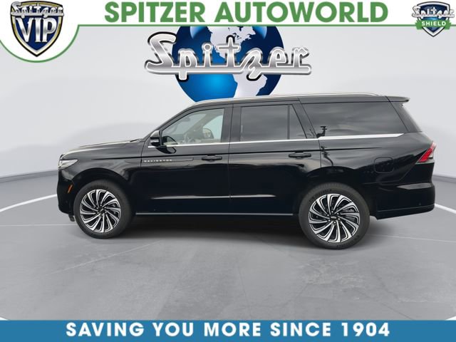 Used 2025 Lincoln Navigator Black Label image 6
