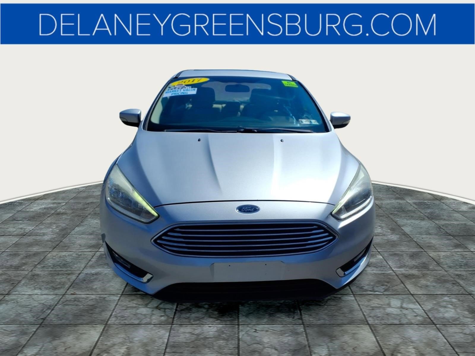 Used 2017 Ford Focus Titanium image 8