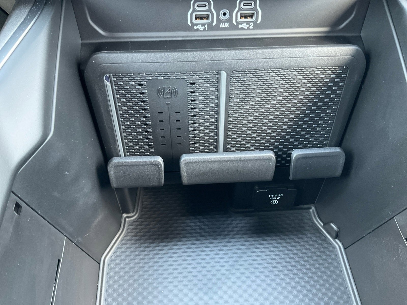 New 2026 RAM 1500 4x4 Crew Cab image 29