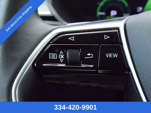 Used 2021 Audi e-tron Premium Plus w/ Premium Plus Package image 28