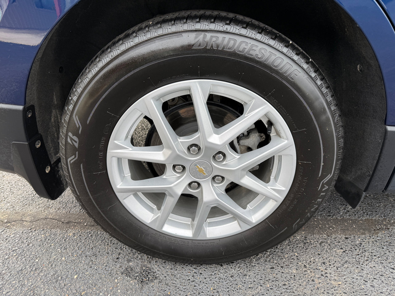 Used 2022 Chevrolet Equinox LT image 31