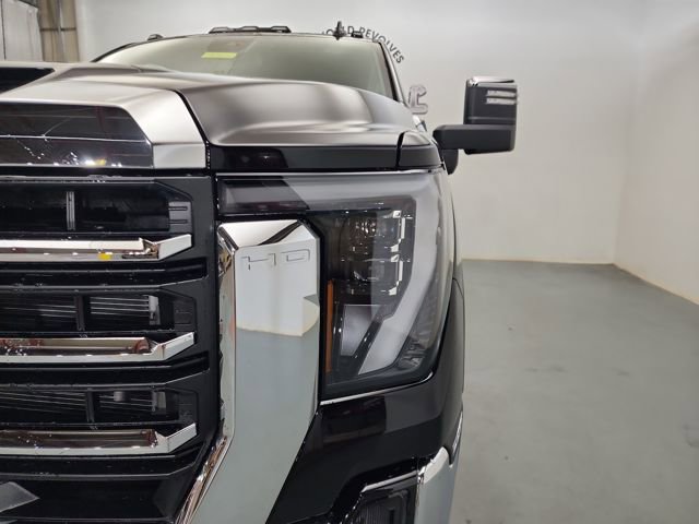 New 2026 GMC Sierra 2500 SLT image 35