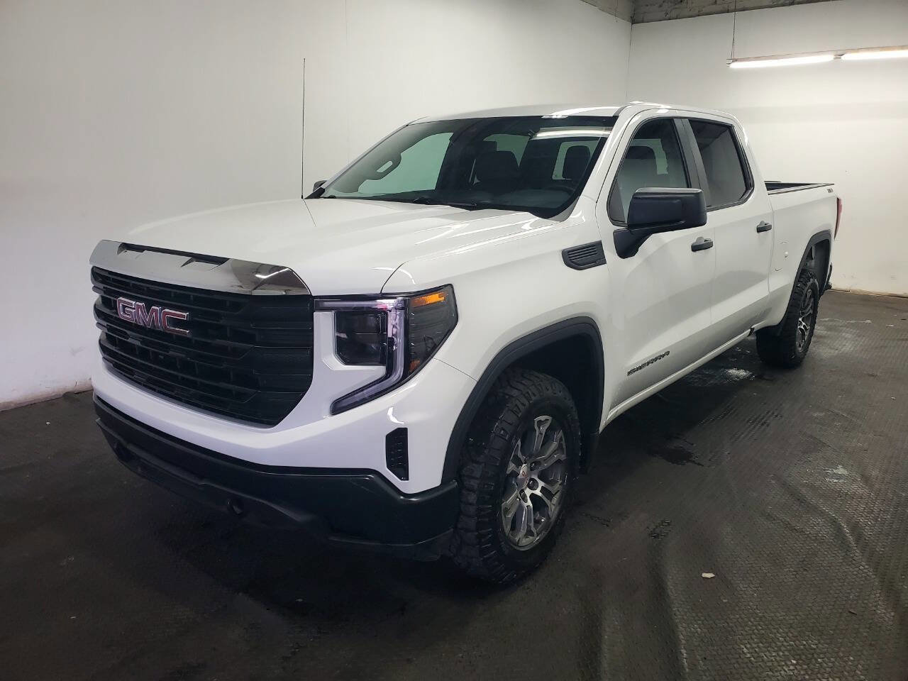 Used 2023 GMC Sierra 1500 Pro w/ Pro Value Package