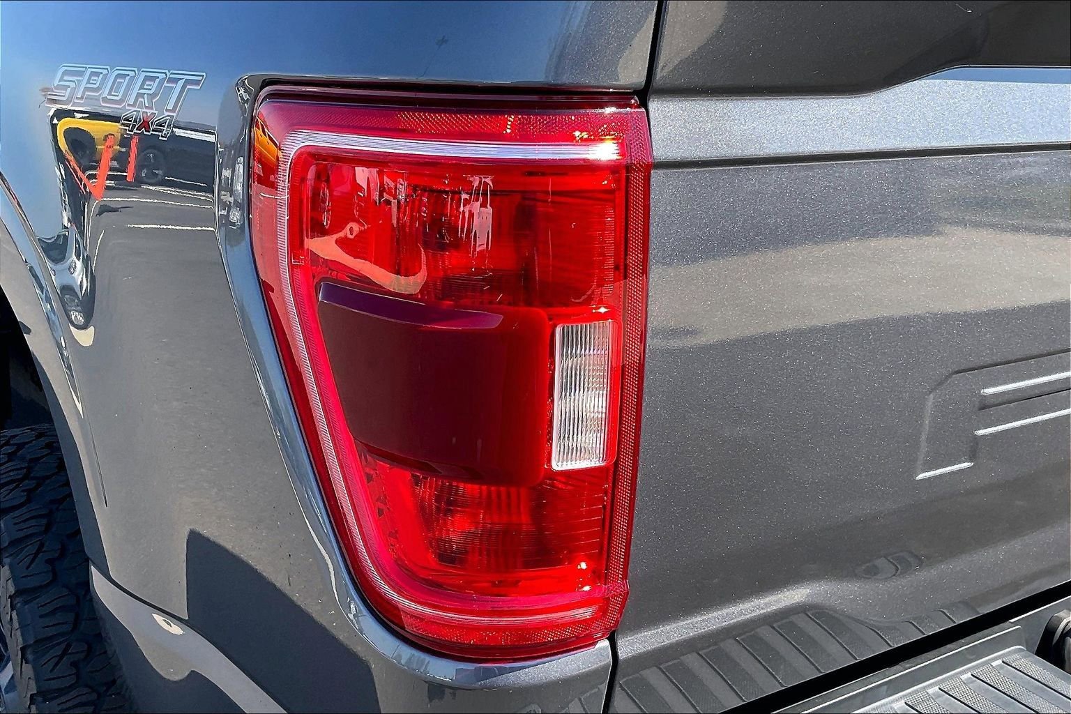 Used 2022 Ford F150 XLT w/ Equipment Group 302A High image 24