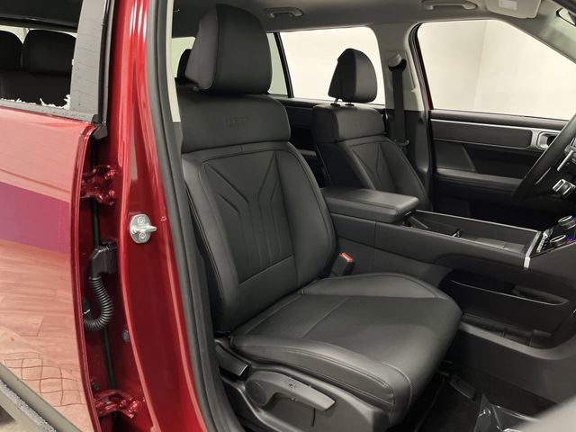 Used 2025 Hyundai Santa Fe XRT image 32