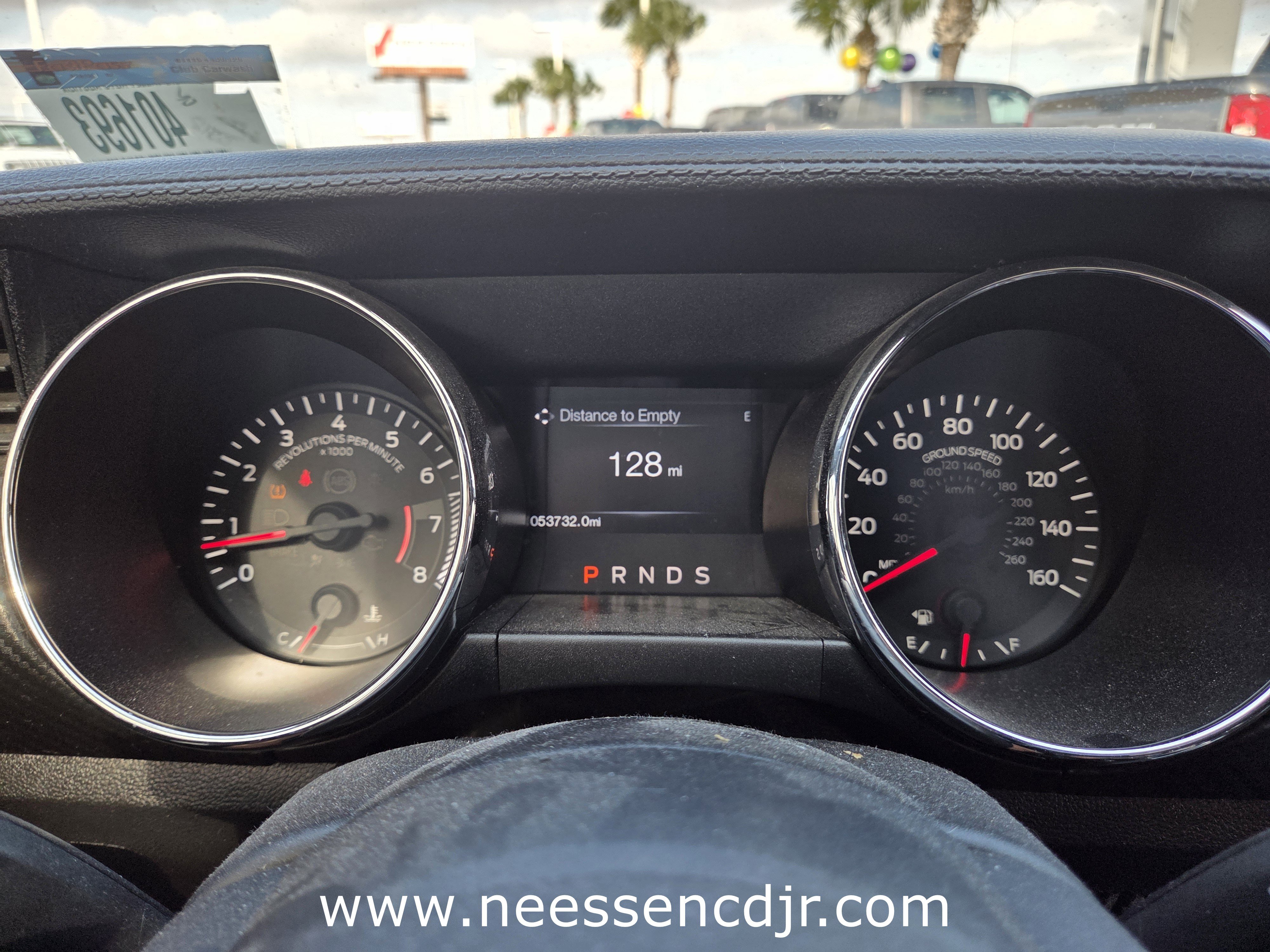 Used 2017 Ford Mustang Coupe image 10