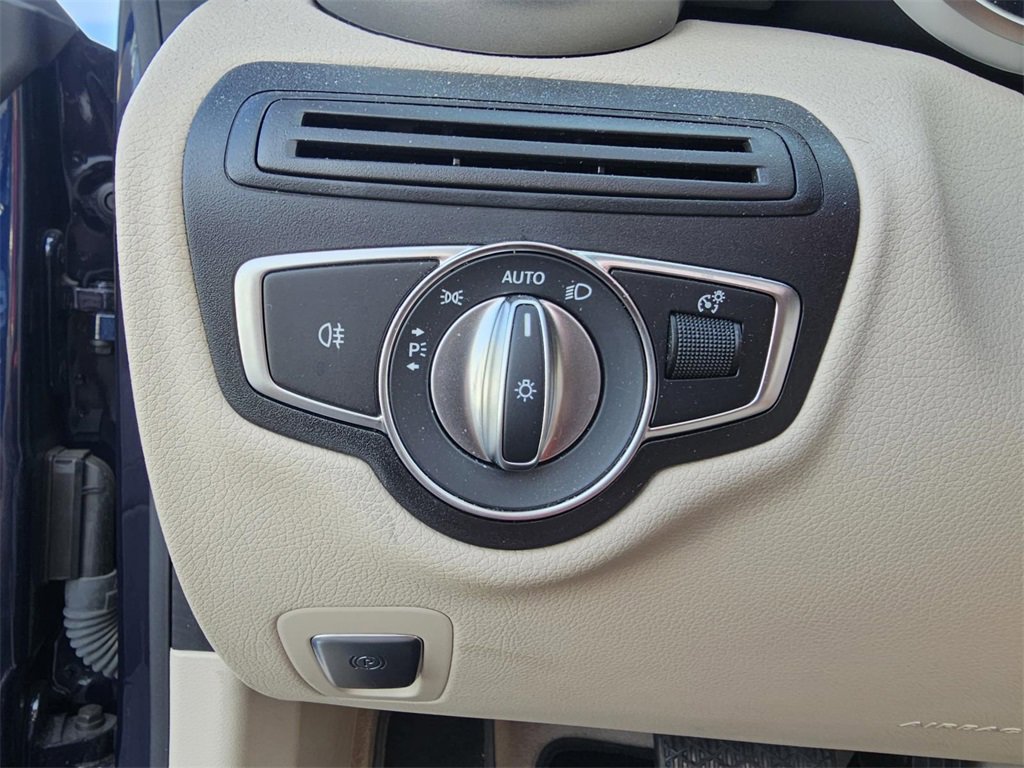 Used 2023 Mercedes-Benz C 300 4MATIC Cabriolet image 17