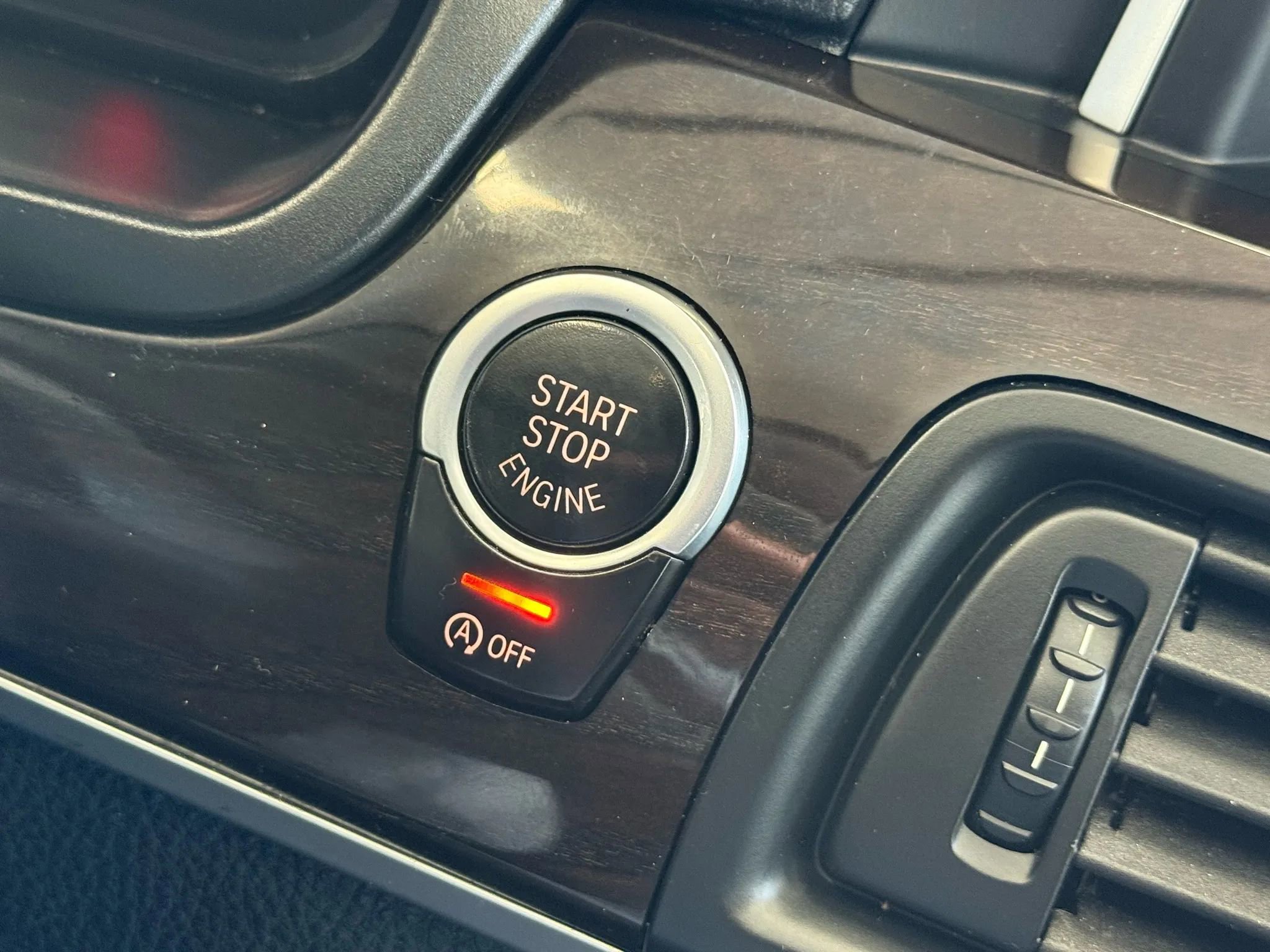 Used 2015 BMW 528i xDrive Sedan image 18