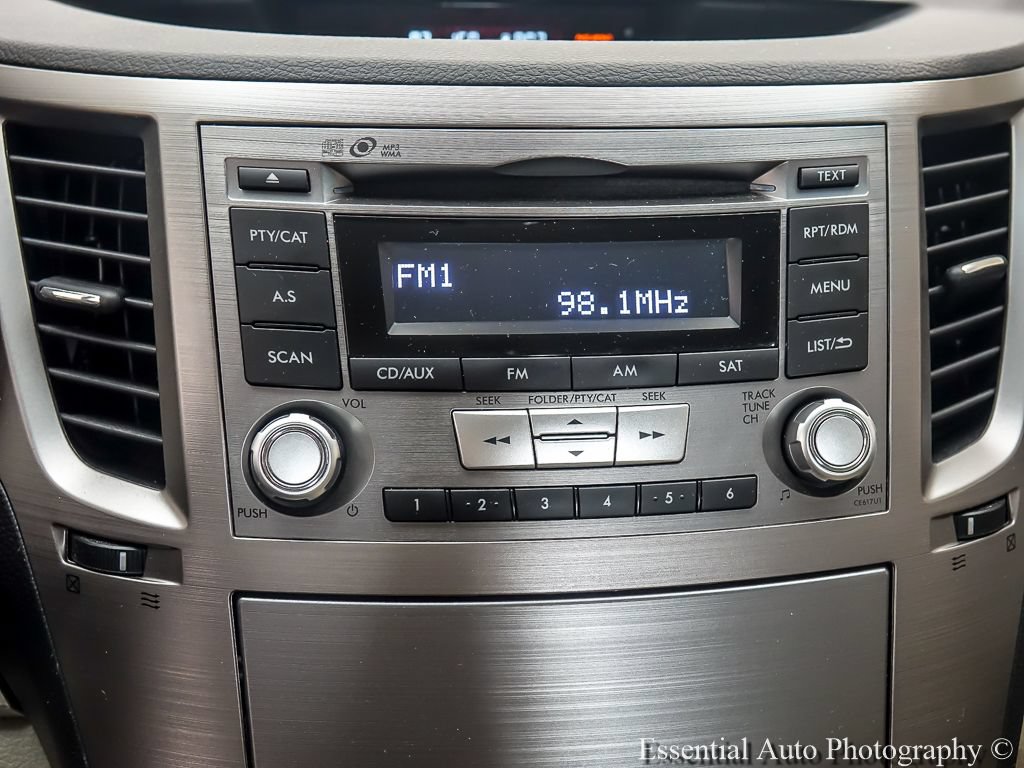 Used 2013 Subaru Legacy 2.5i Premium w/ All-Weather Pkg AWD/4WD image 14