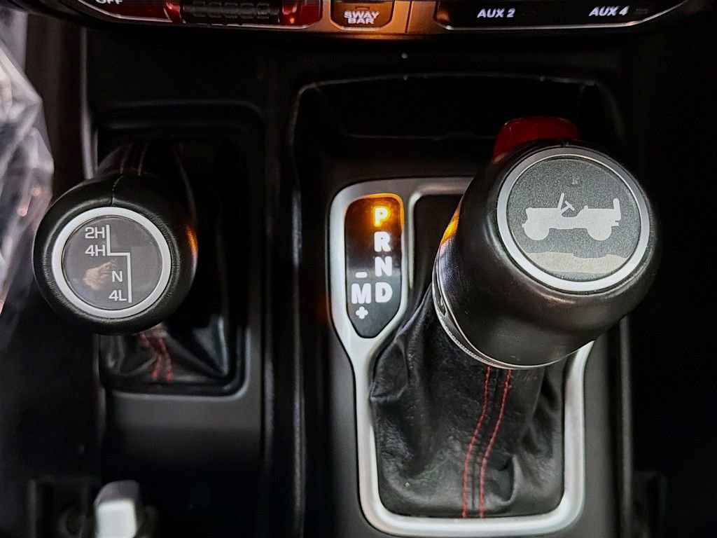 Used 2022 Jeep Wrangler Unlimited Rubicon w/ Cold Weather Group image 36