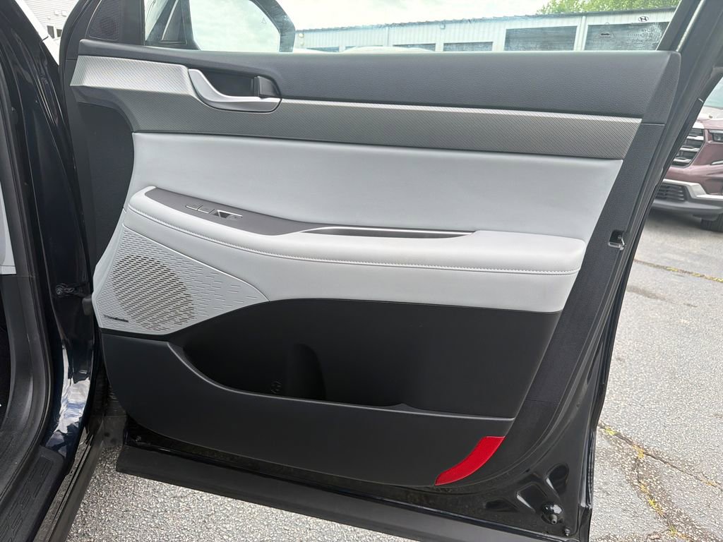 Used 2024 Hyundai Palisade SEL FWD image 14