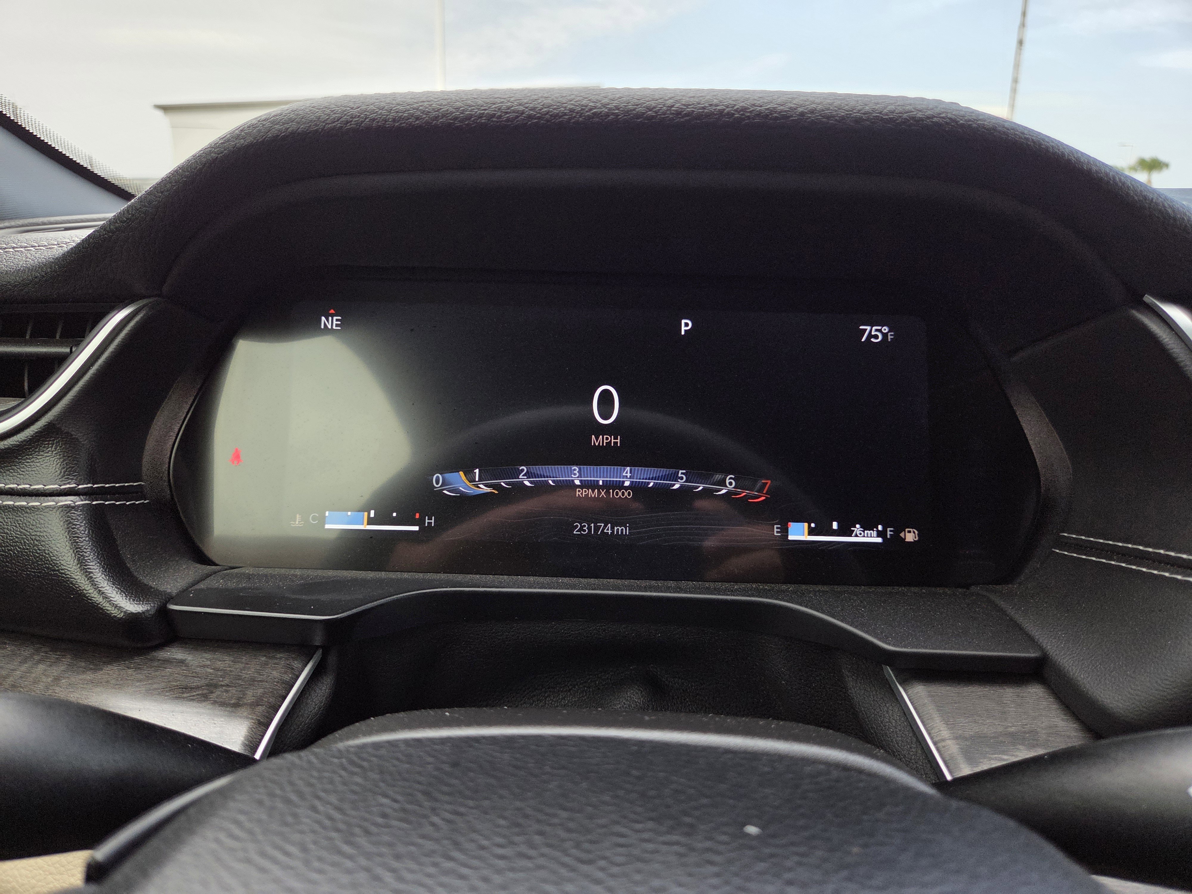 Used 2024 Jeep Grand Cherokee L Limited w/ Black Appearance Package image 37