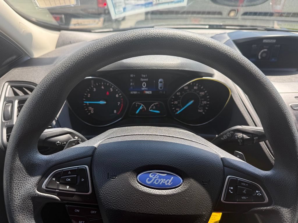 Used 2017 Ford Escape SE AWD/4WD image 20