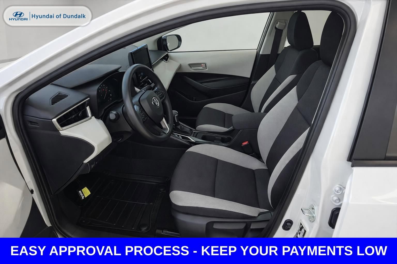 Used 2024 Toyota Corolla LE image 12